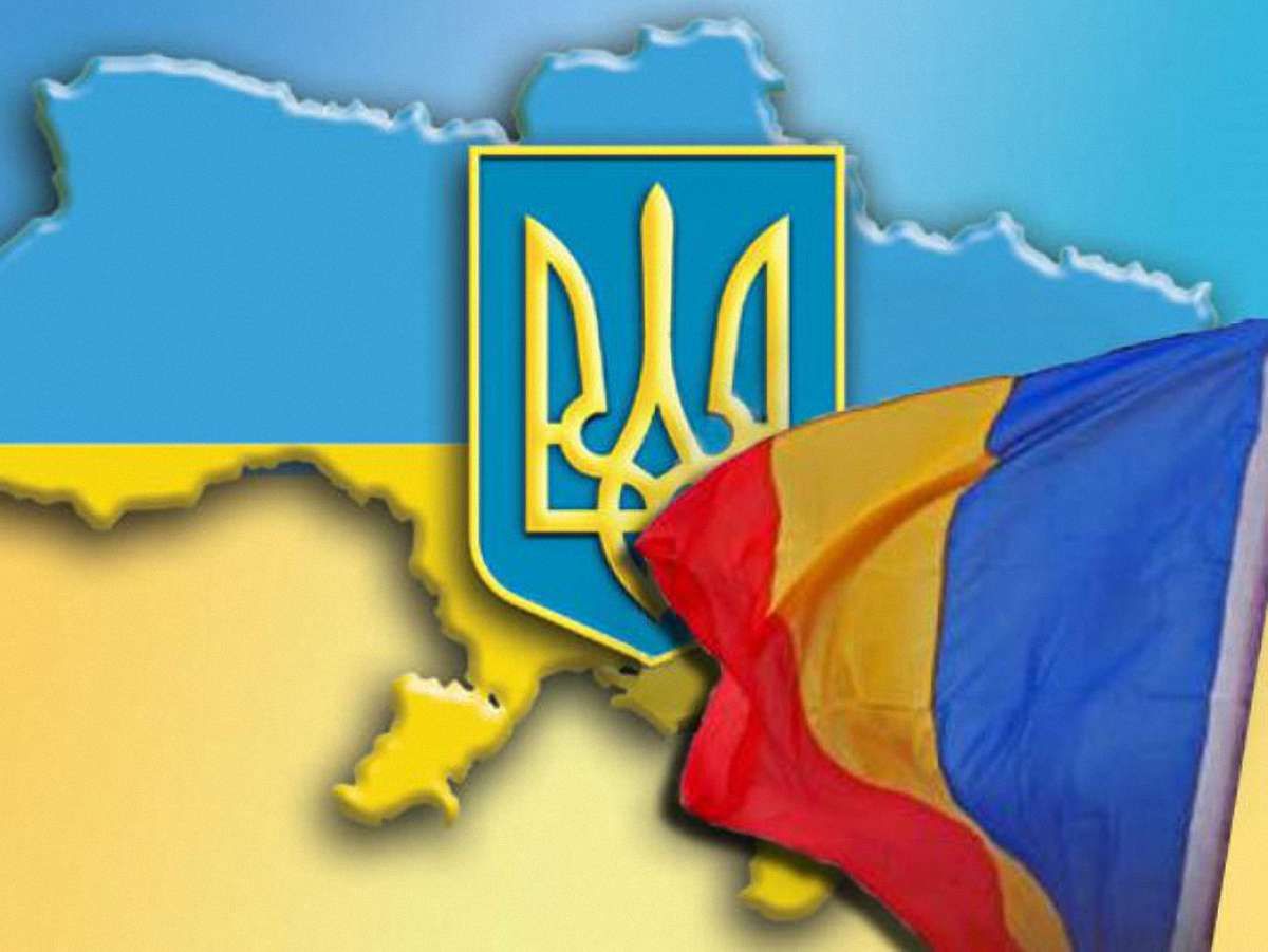 Румунія "купує" українців пільговими паспортами 