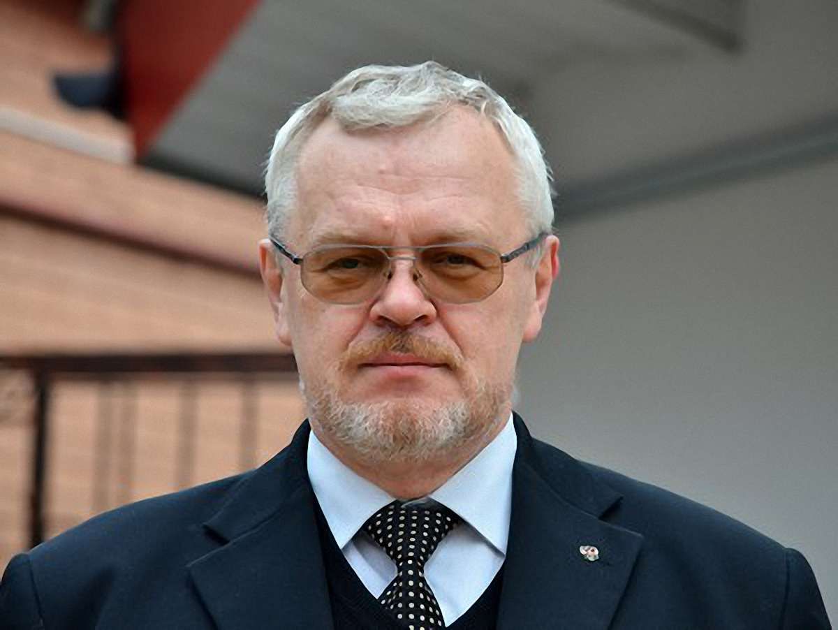 У Польщі безлади влаштовують не футбольні фани, - генконсул Росії