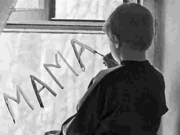 У червні на Львівщині трьох дітей влаштували у прийомні сім'ї 