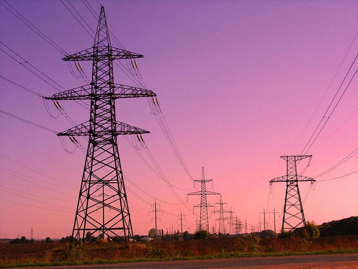 НКРЕ збільшила тарифи за надмірне споживання електроенергії