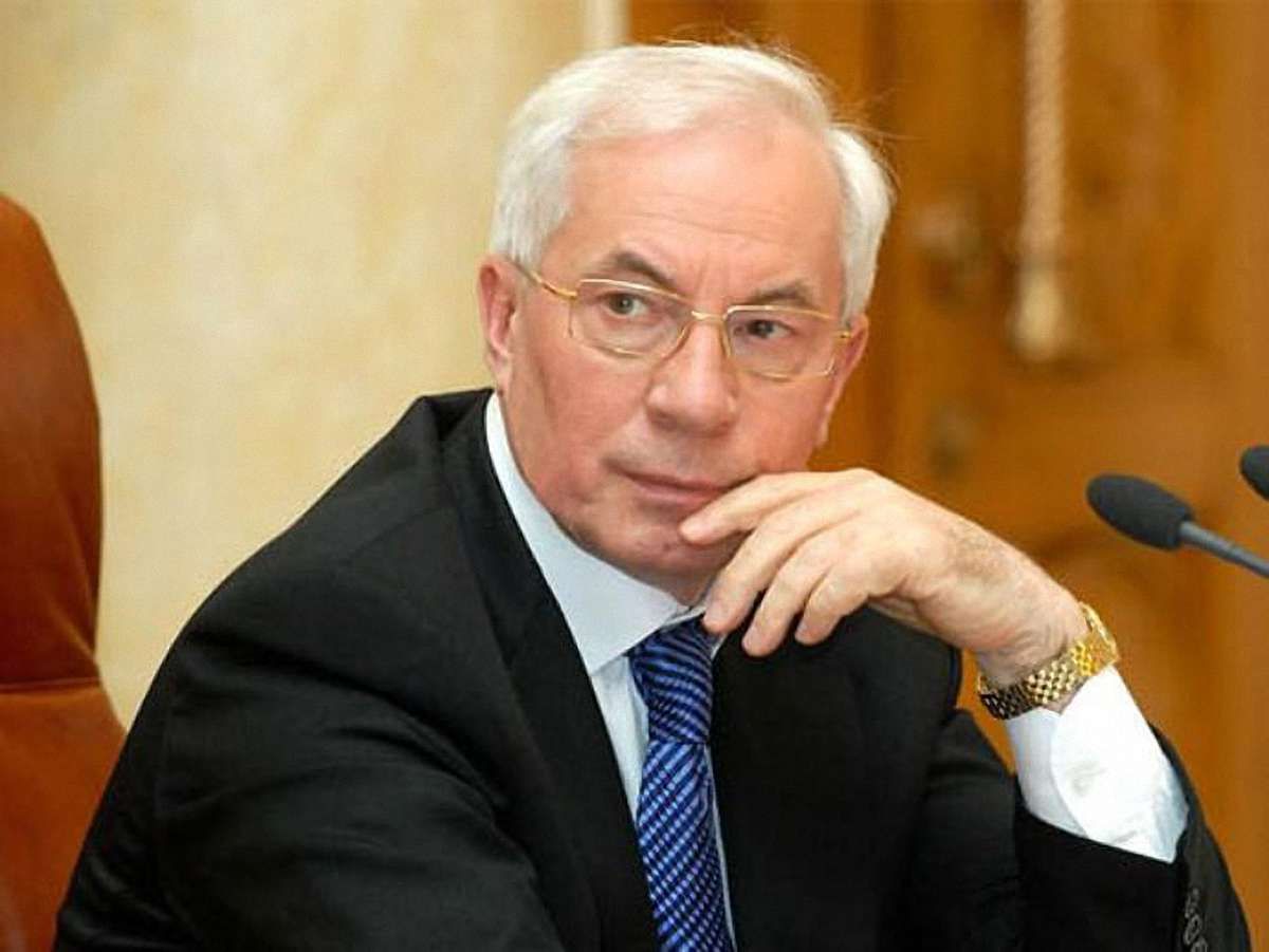Азаров: Першу свердловину сланцевого газу буритимуть у вересні