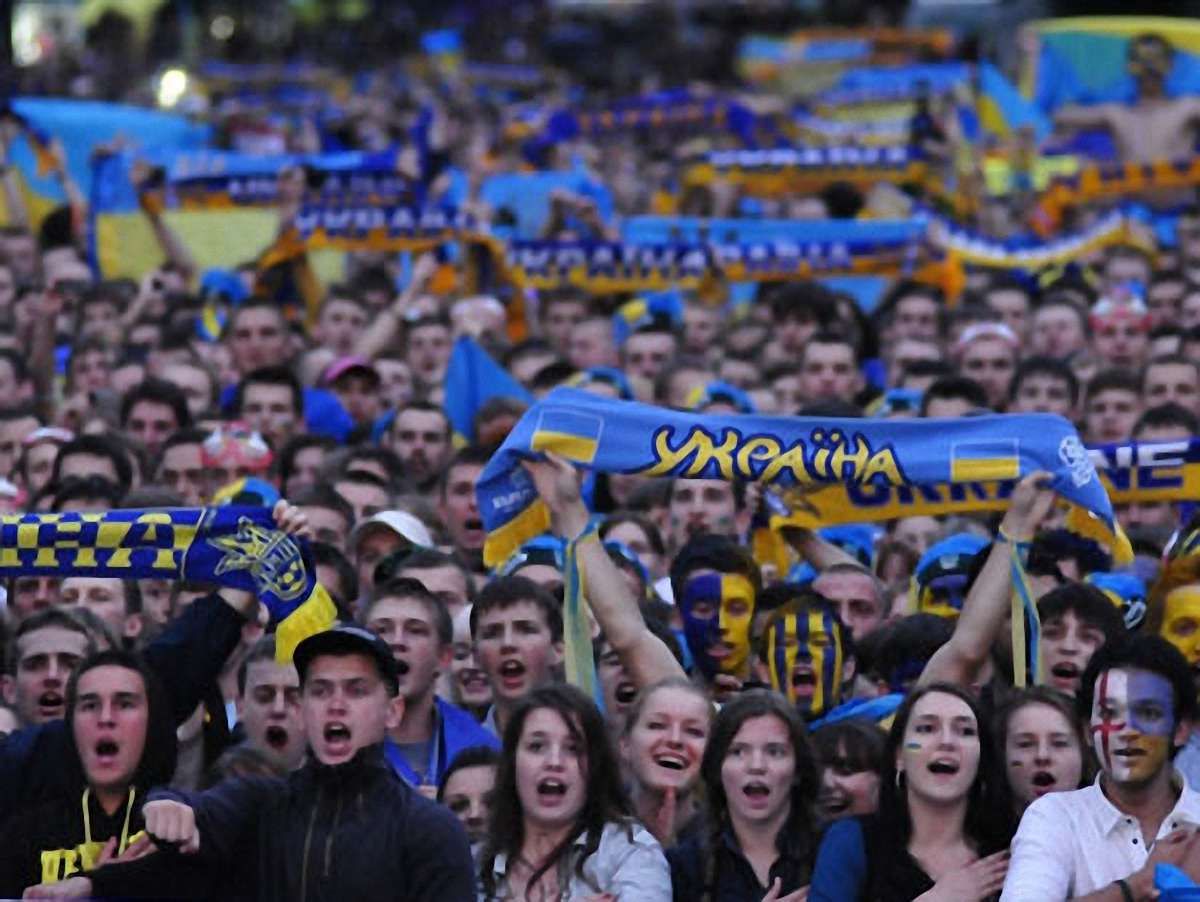 Банальна Україна