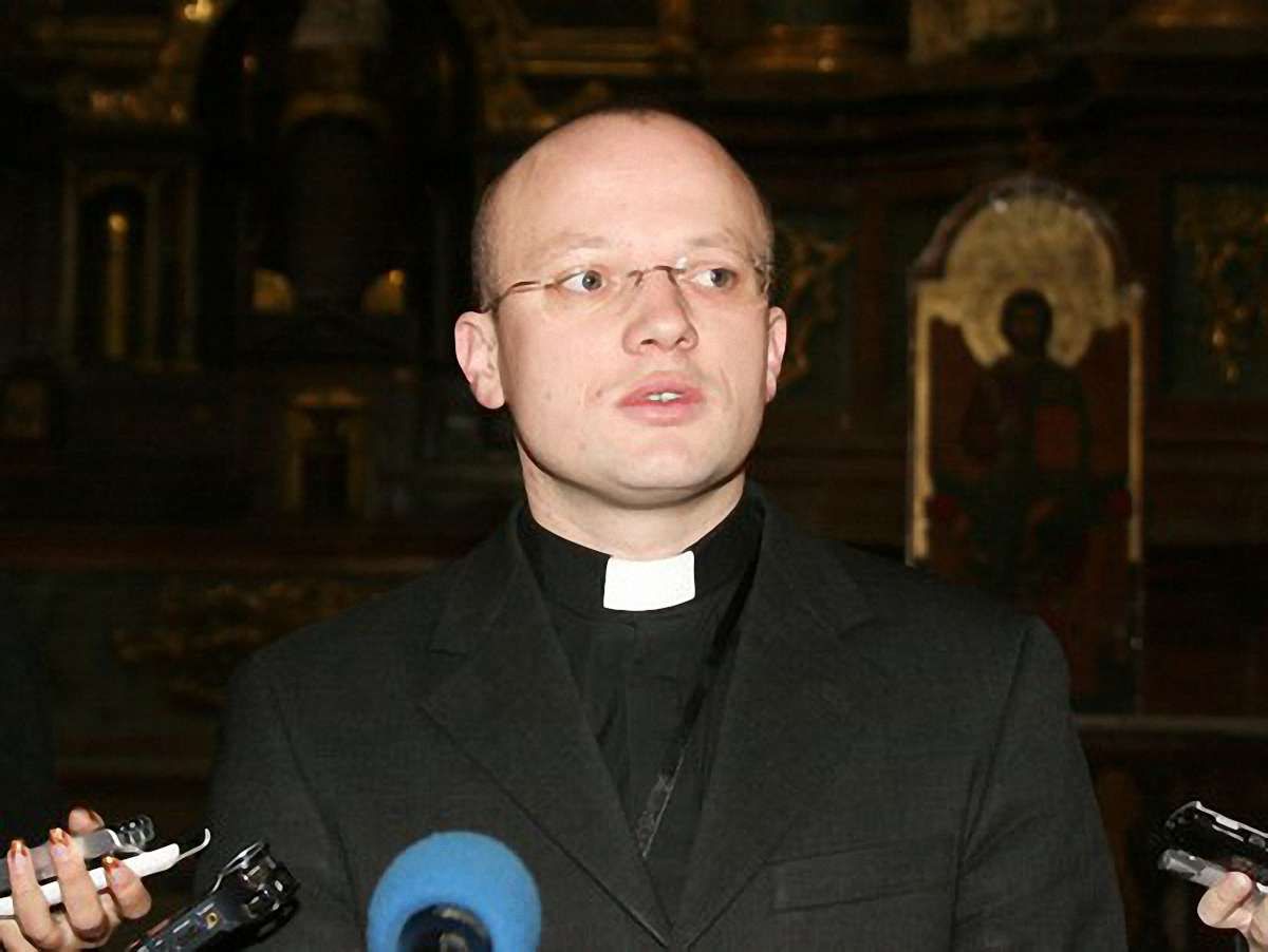 У костелі Єзуїтів відновили скульптуру Христа, якій 200 років