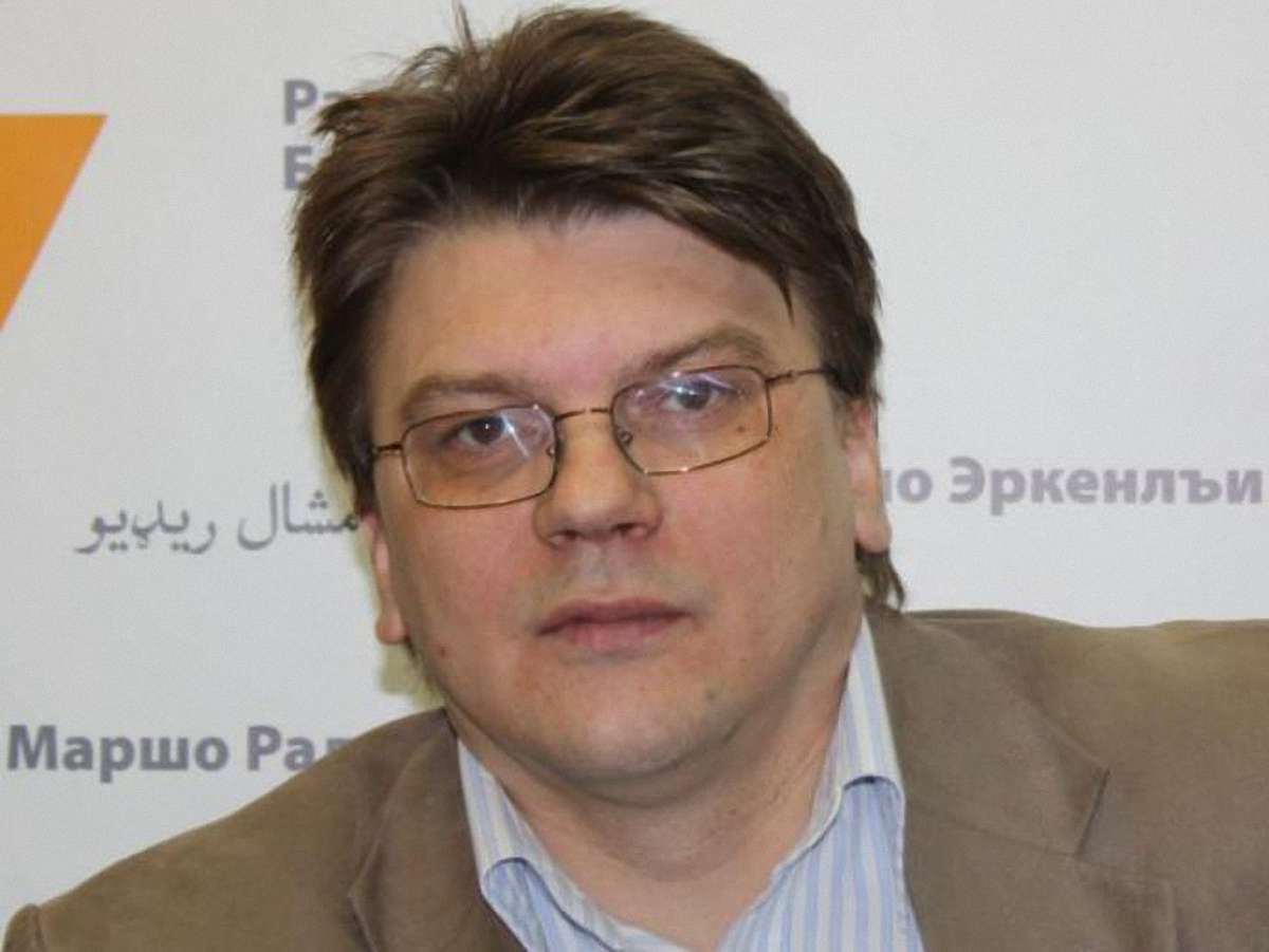 Янукович підпише мовний закон і стане президентом частини України, – експерт
