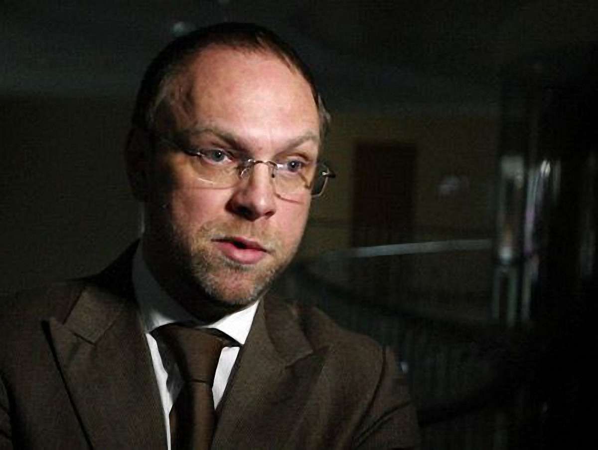 Власенко: Кузьмін попереджав Тимошенко про «тупу заказуху»