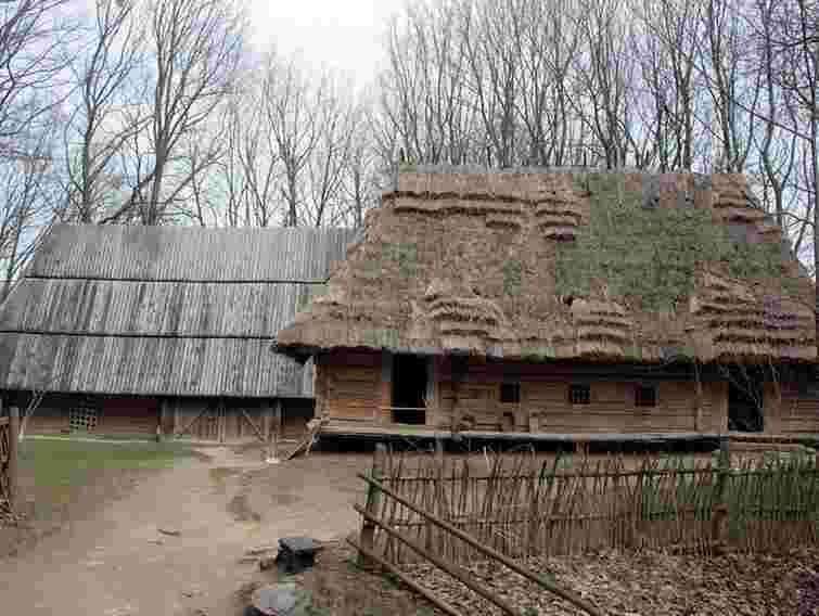 Згоряння пам’ятки в Шевченківському гаю вивчає міліція