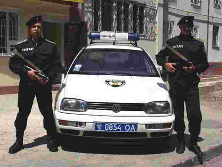 Редакцію газети «Експрес» охороняє «Титан»