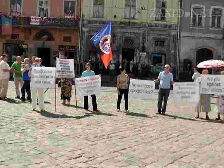 За захоплення майна підприємців на ринках Львова порушили справи