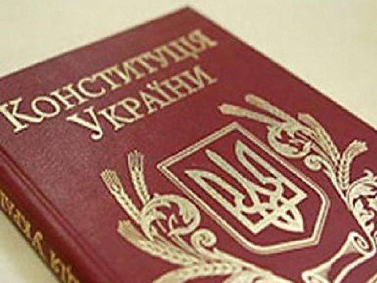 Головна проблема України - в неналежній діяльності влади, – опитування