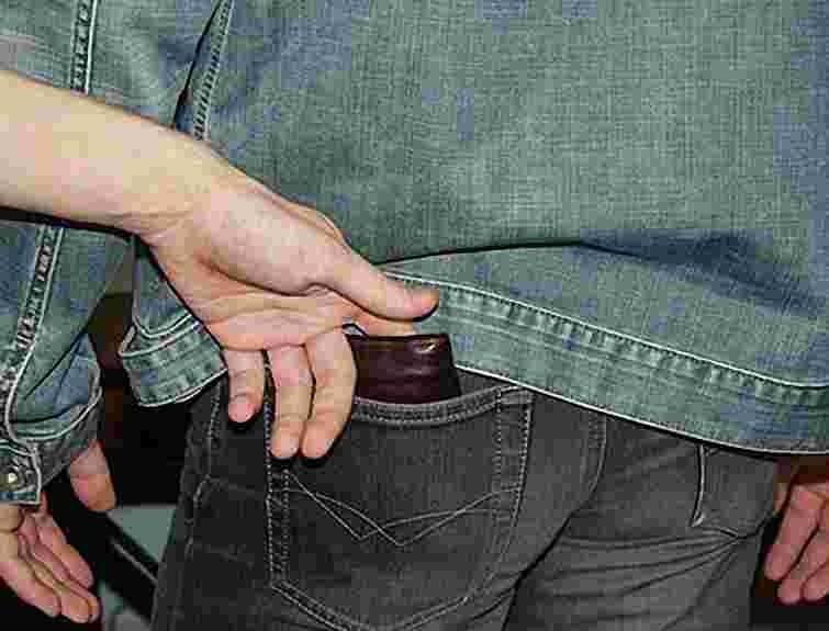 У Києві затримали чоловіка, який обікрав австрійського фана