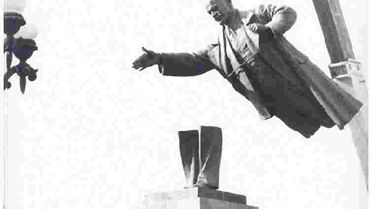 На Черкащині демонтували пам’ятник Леніну