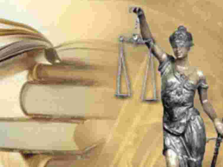 Майже тисяча адвокатів надаватимуть безоплатну правову допомогу