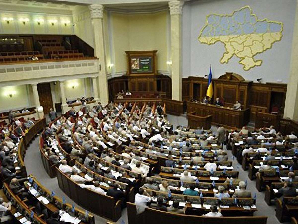 Тягнибок спільно з Королевською та Кличком проходять в Раду, –  КМІС