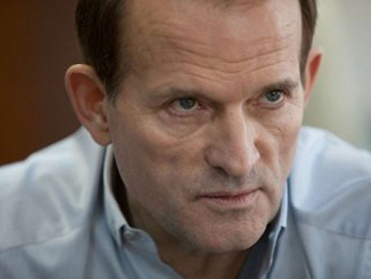 Медведчук може провести у Раду проросійських мажоритарників