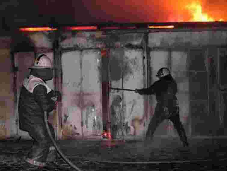 В Ужгороді невідомі підпалили кафе чиновниці міськради