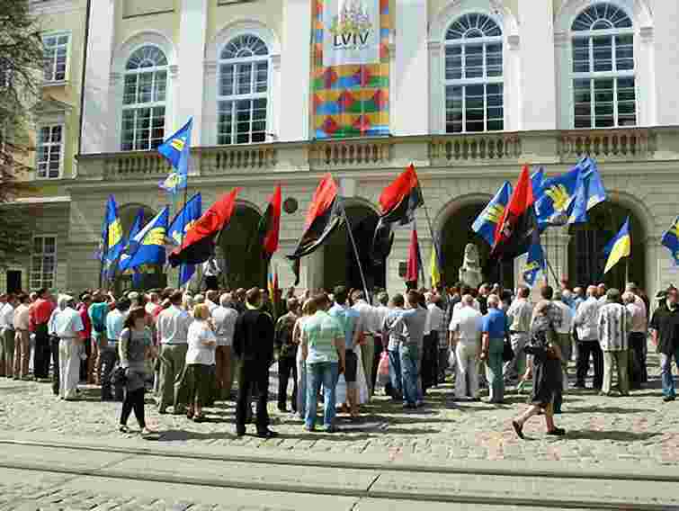 Де немає української мови, там закінчується Україна, - з мітингу у Львові