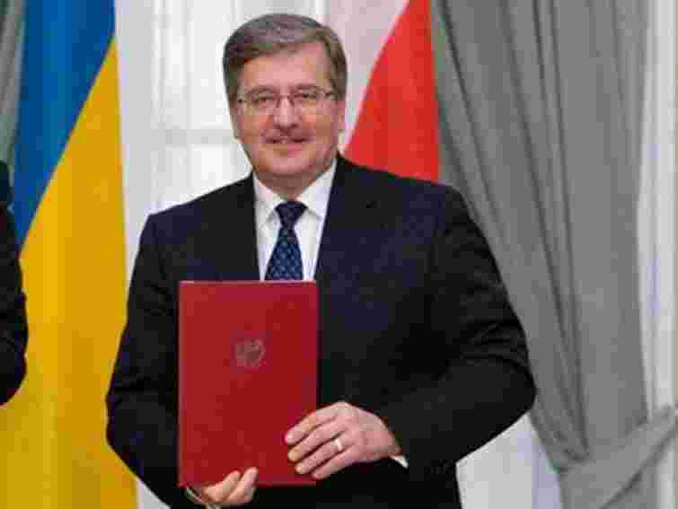 Коморовський у Києві перед фіналом Євро зустрінеться з опозицією