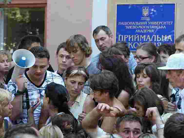 В Україні стартувала вступна кампанія