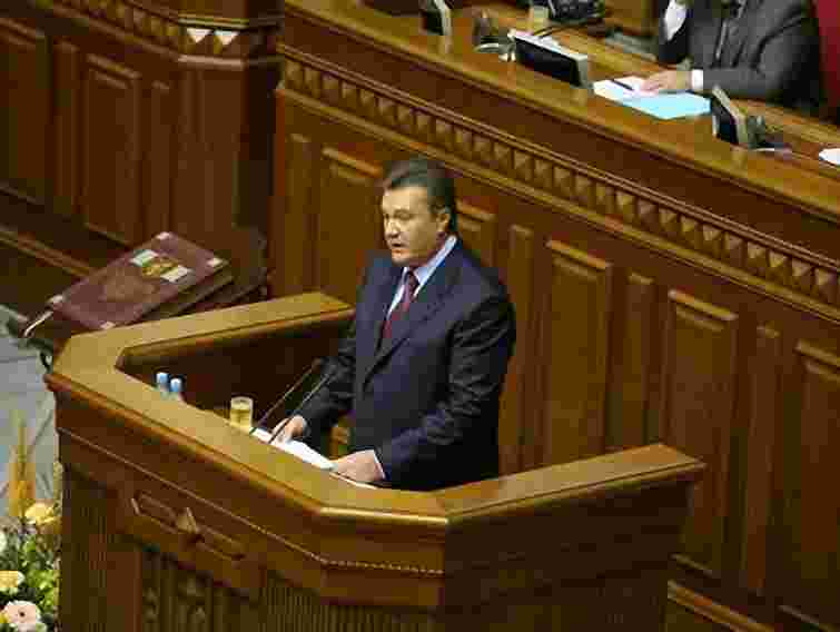 Янукович поскаржився Раді на корумпованих бюрократів