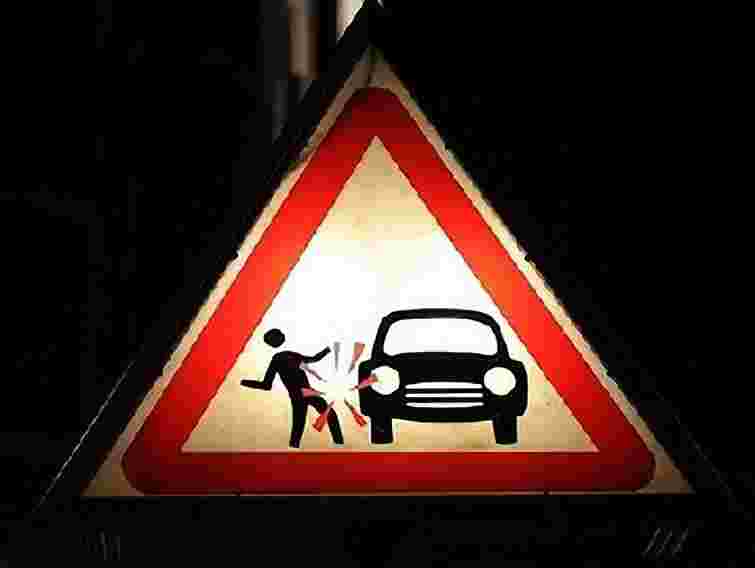 На Львівщині водій іномарки збив пішохода і втік