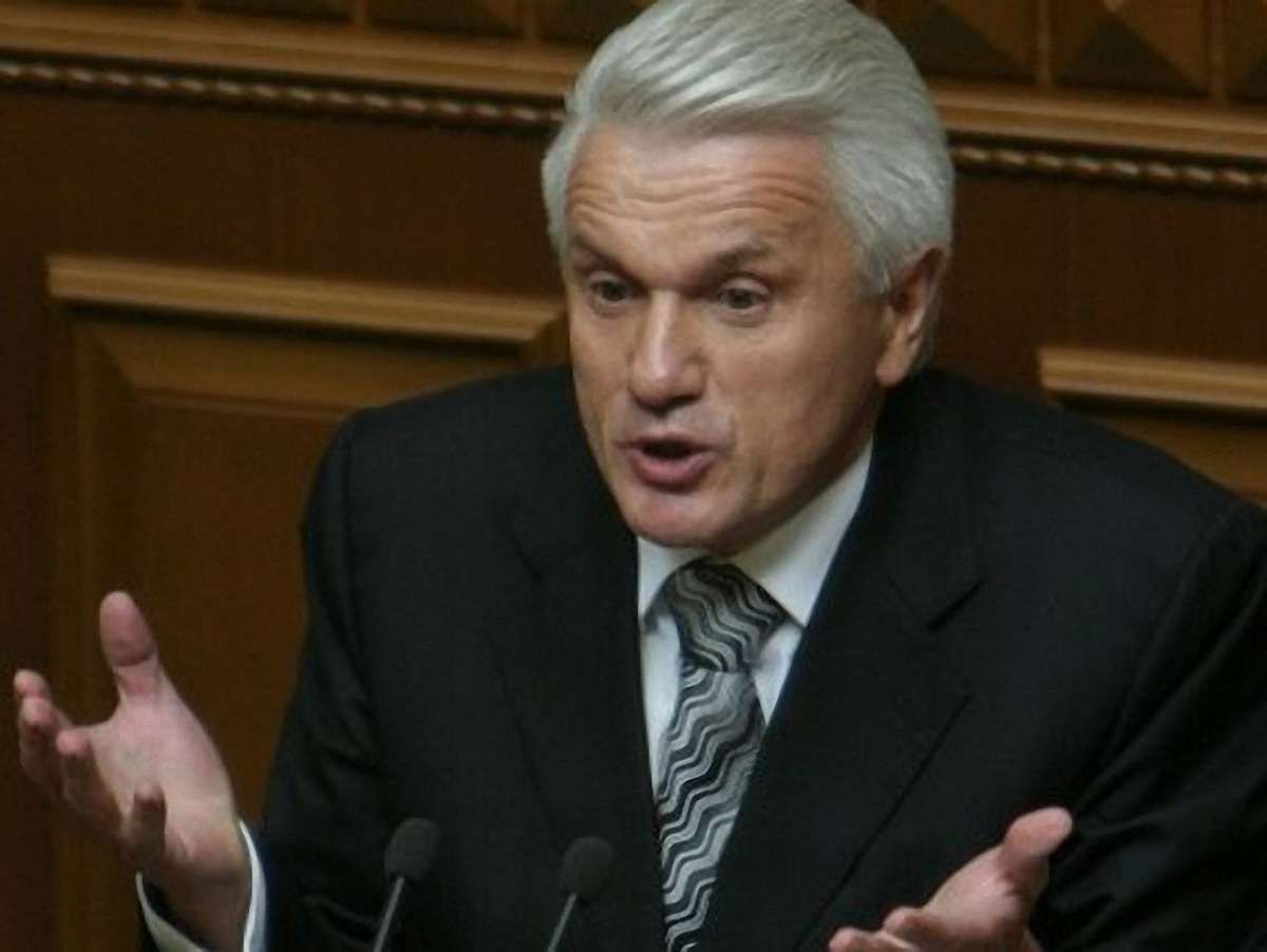 Литвин запевнив опозицію, що не підпише мовний закон 