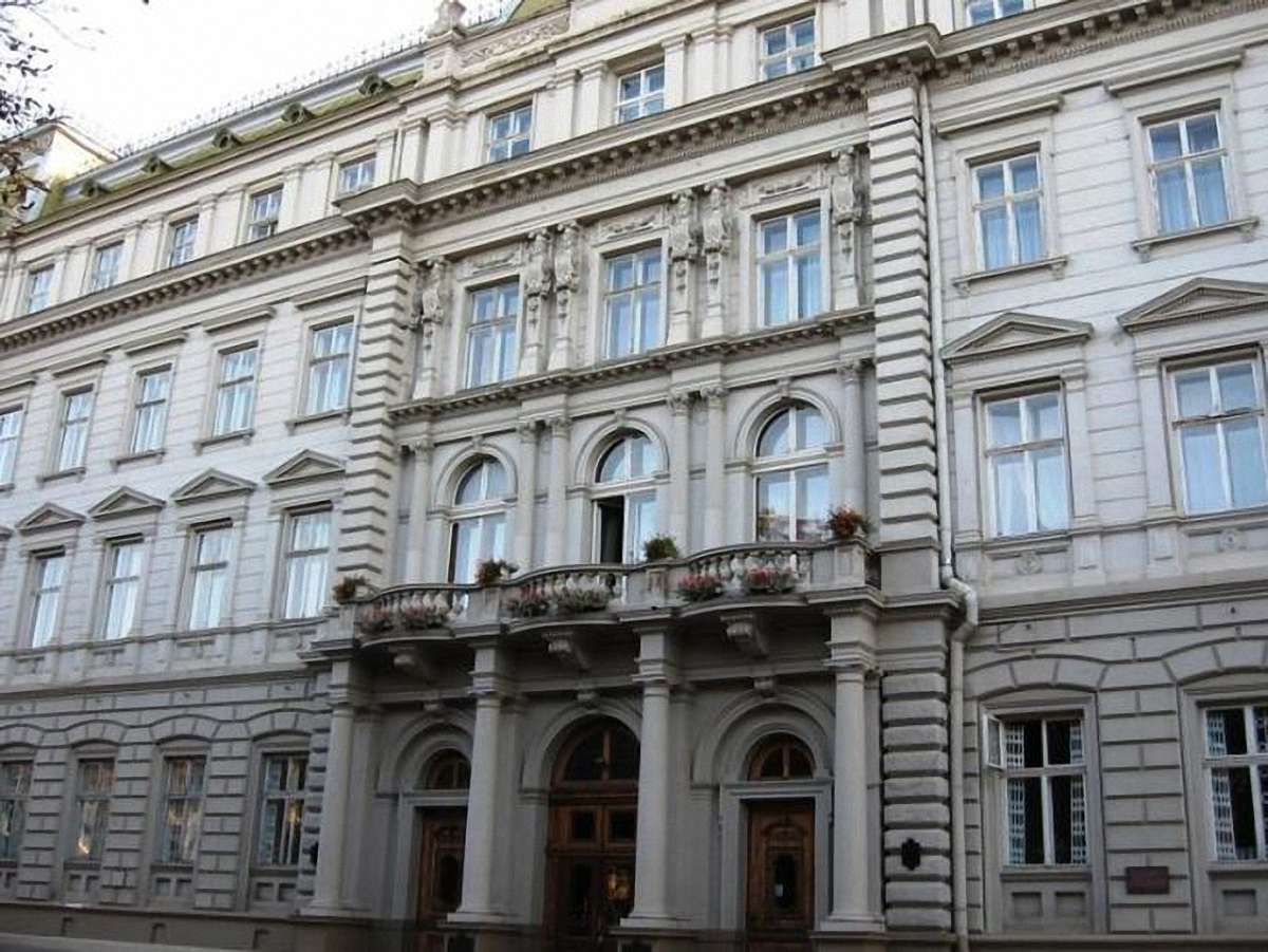Облрада залишила Львівську ОДА без приміщень