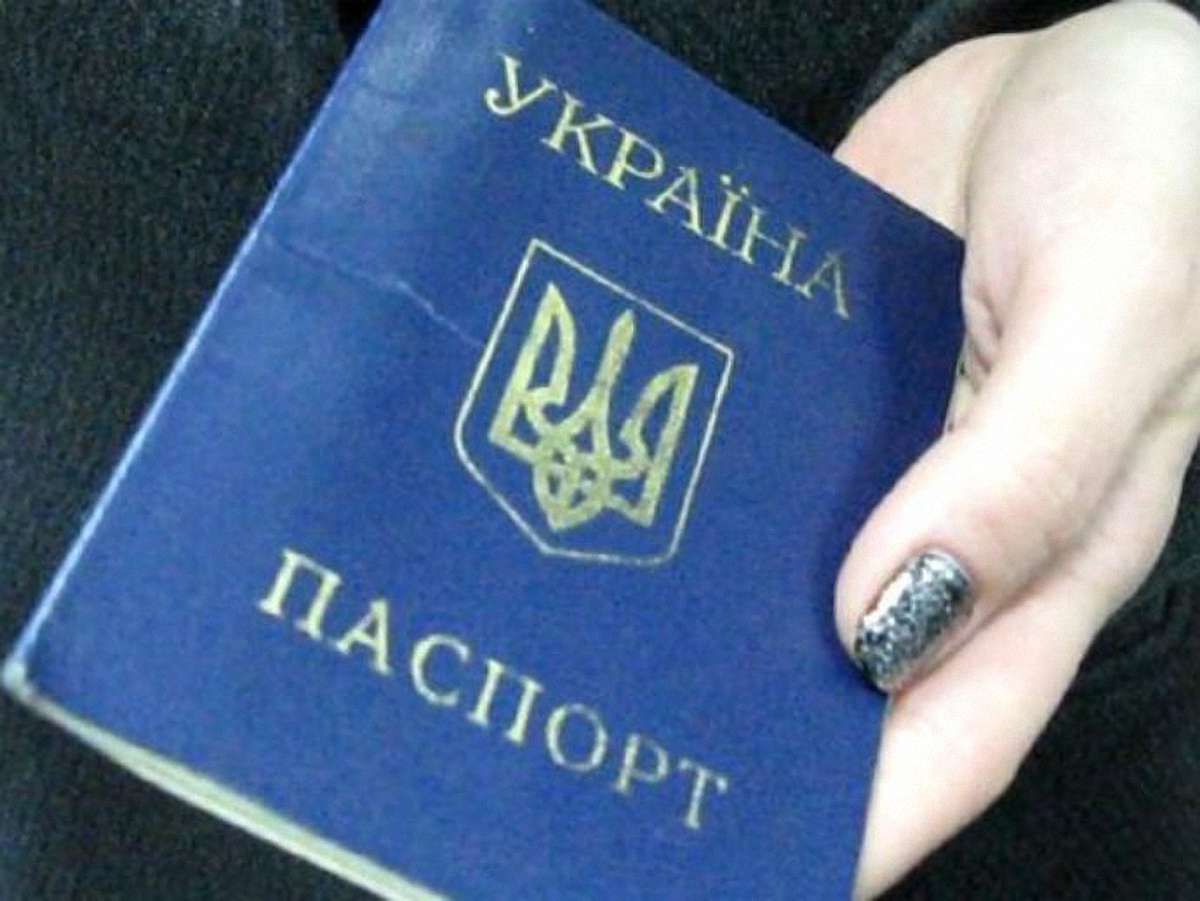 Буковинці змінюють прізвища, щоб уникнути повторної депортації за кордоном