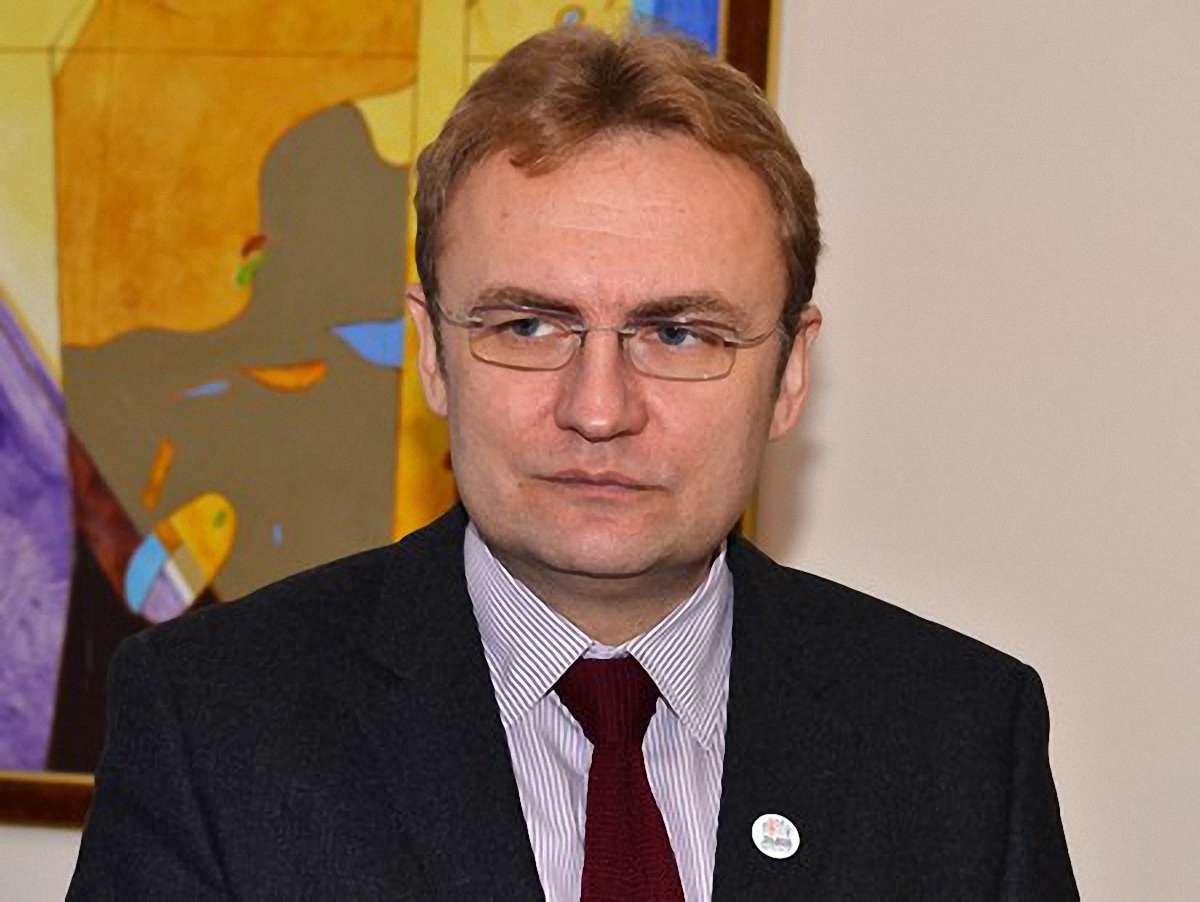 Мер Львова звинуватив у корупції управління транспорту ЛОДА 