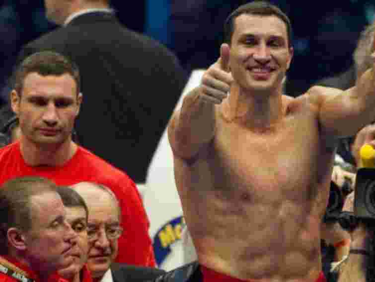 Кличко-молодший у шостому раунді переміг Томпсона