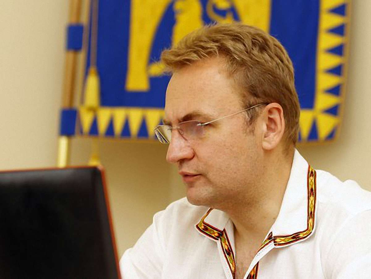 Кожна країна має своїх героїв, - Садовий