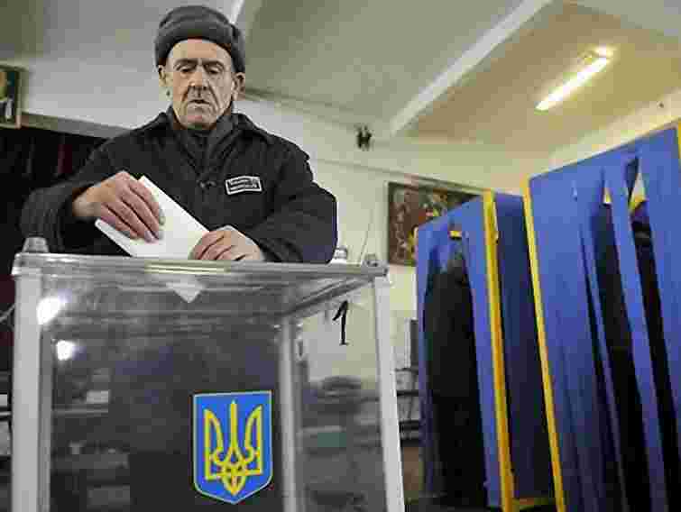 Українці не голосуватимуть за подарунки або гроші, – опитування
