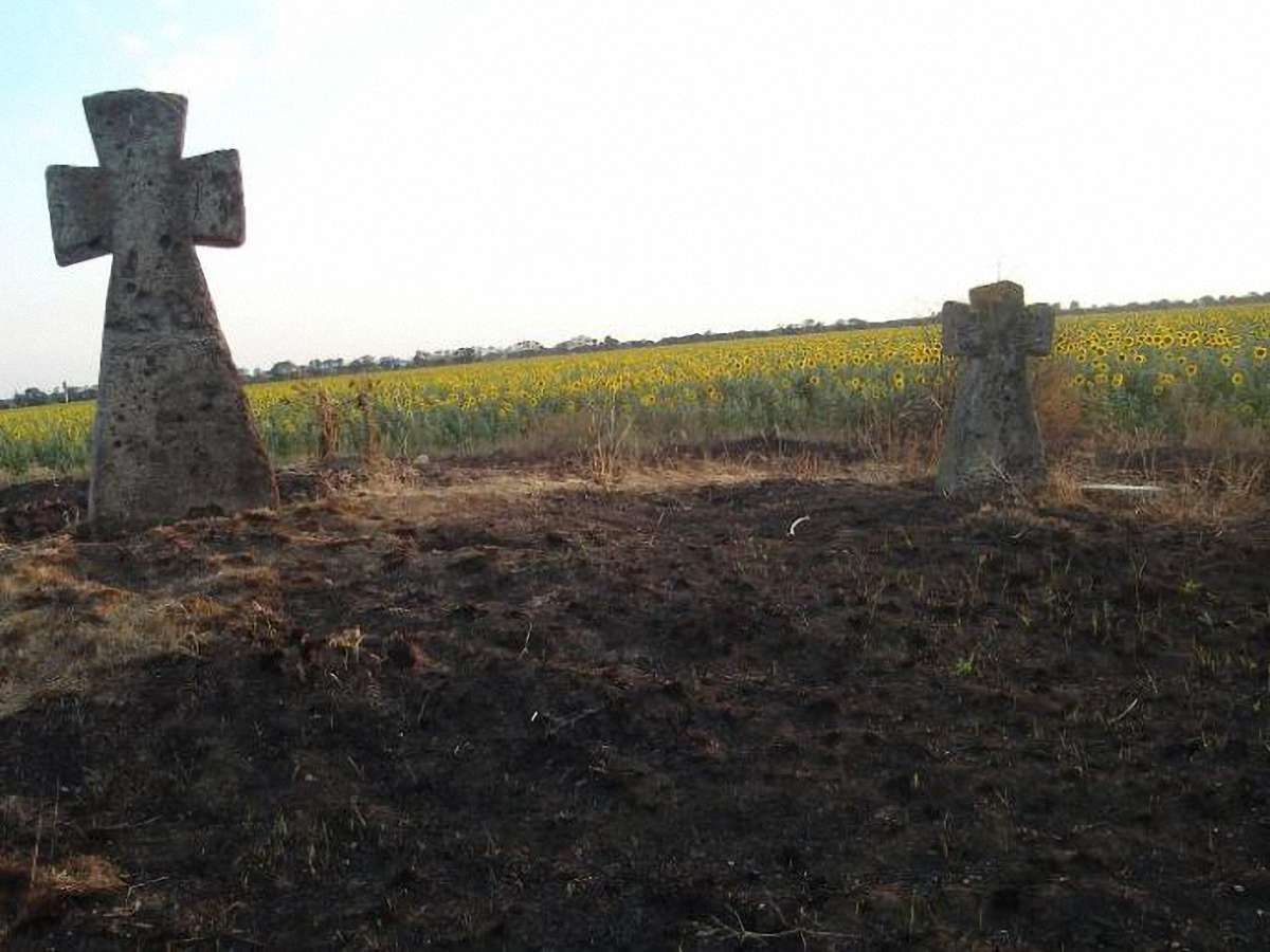 На Львівщині встановлять 150 хрестів на могилах вояків УПА 
