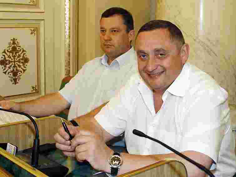 Захисникам мови у Києві зі Львова відправили ковдри, тенти, воду