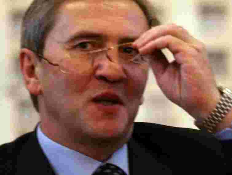 Київрада прийняла відставку Черновецького