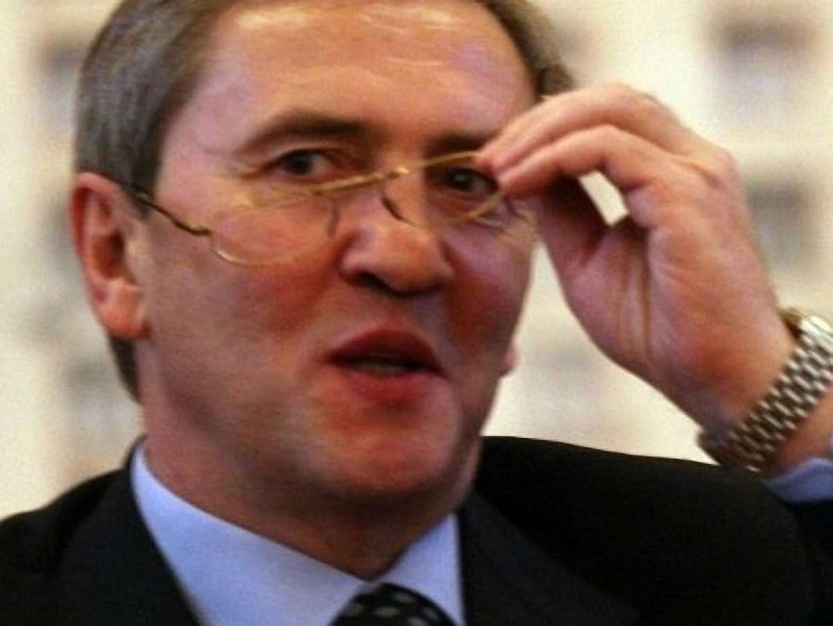 Київрада прийняла відставку Черновецького