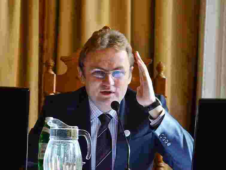 Депутати хочуть приховати дискусійні питання, - мер Львова