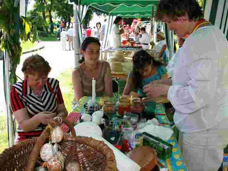 До Космача на з’їзд писанкарів приїдуть із Конго