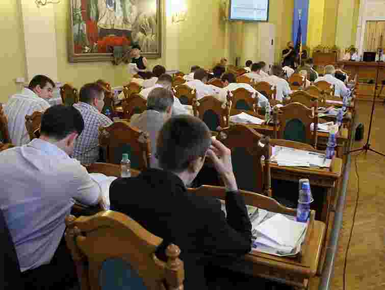 Депутати Львова вимагають погоджувати всі видатки з ними