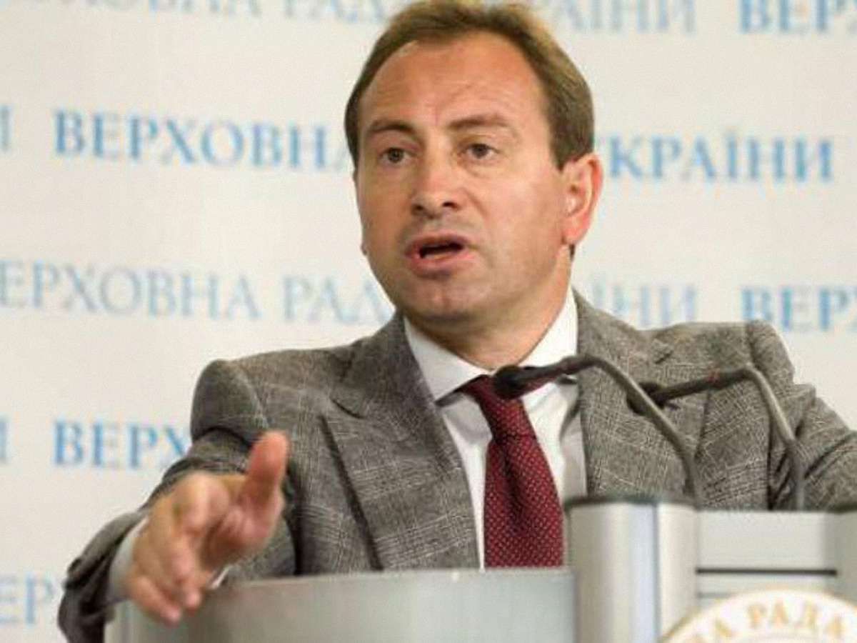 Залишається відмінити таємне голосування громадян, - Томенко про рішення КС