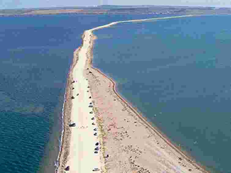 Ніхто не сумнівається в належності Тузли Україні, – МЗС