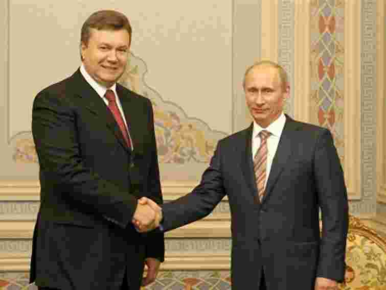 Азаров побачив прогрес у зустрічі Януковича з Путіним