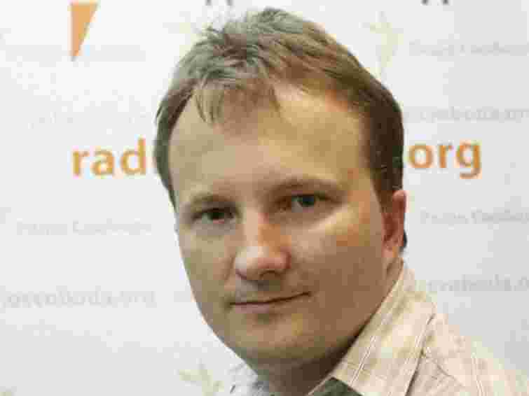 В організації всієї мовної історії влада була прямо задіяна, - політолог