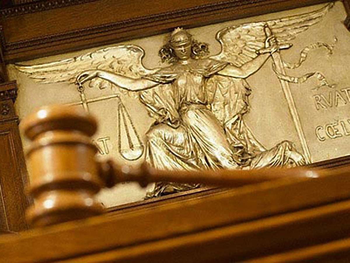 Юрист: Засудити Януковича вдасться лише після зміни влади