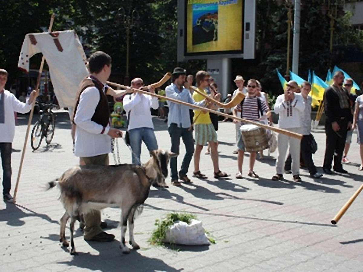 В Івано-Франківську через мову голодує троє студентів