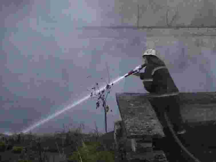 На Рівненщині горів деревообробний комбінат