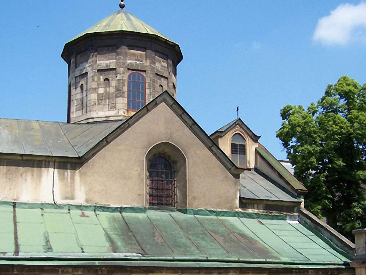 Прокуратура вважає зам’яким вирок у справі Вірменського собору