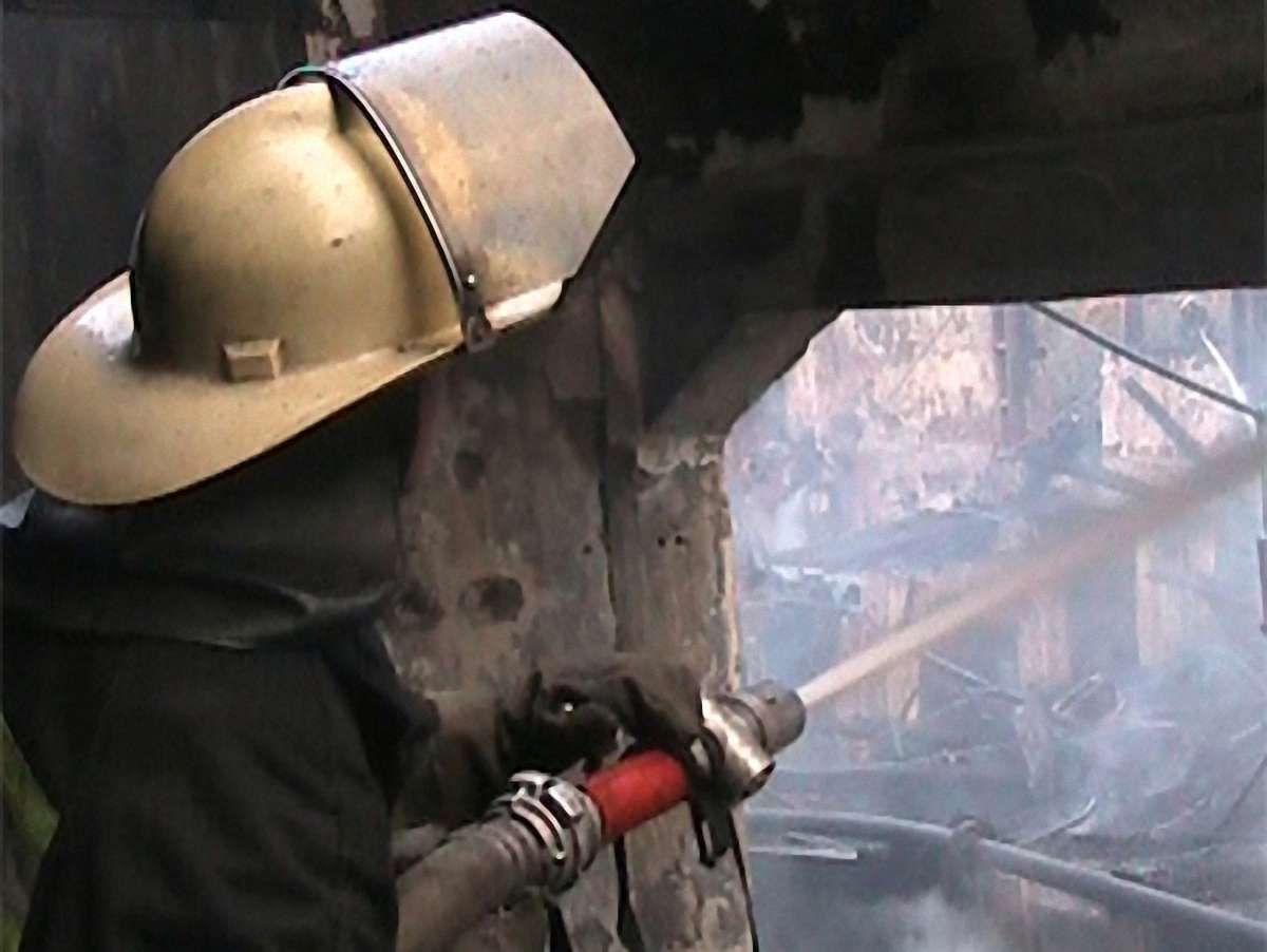 На Львівщині через вибух газу горів будинок