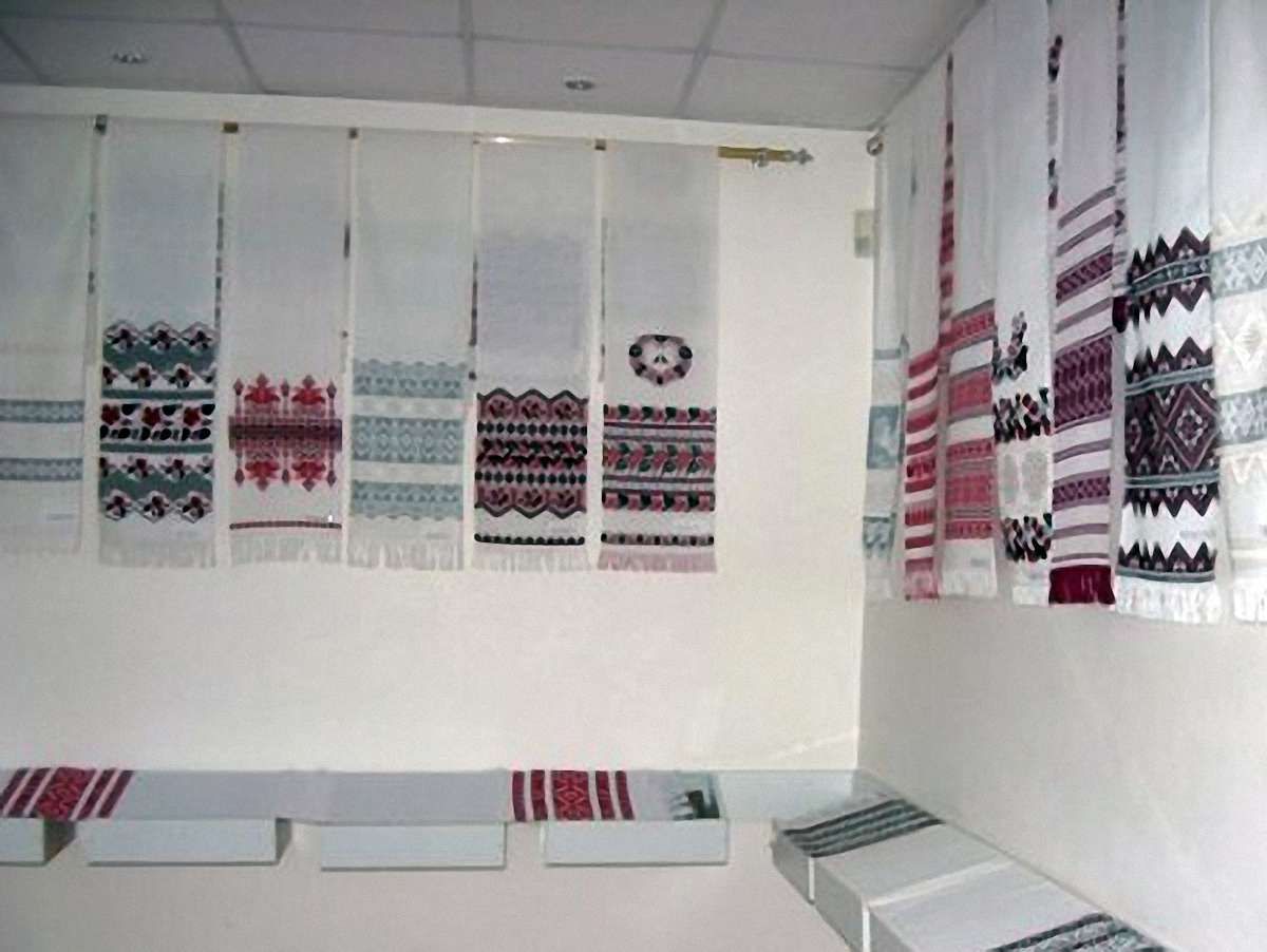 На Львівщині відкрили «Нев’янучий сад» вишиваних рушників