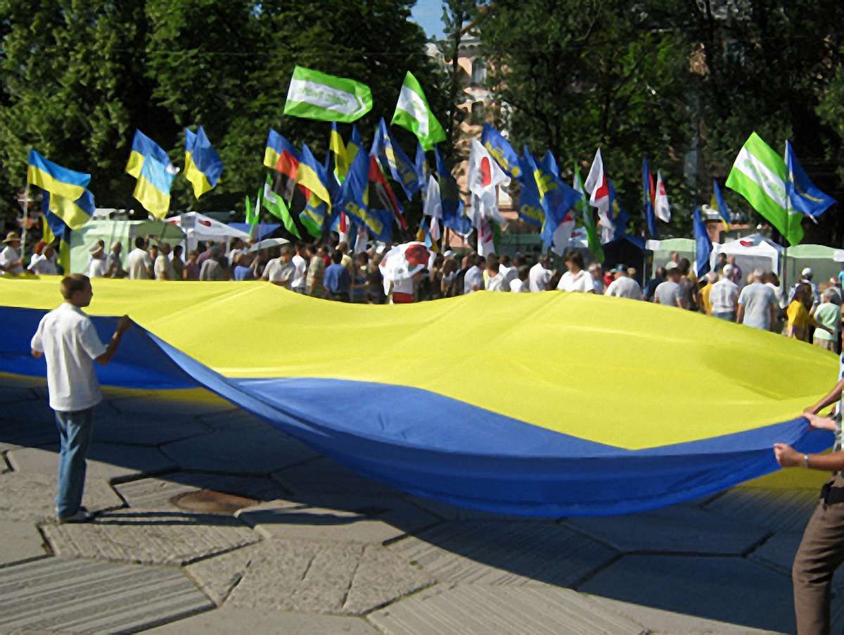 Росіяни у Чернігові підписались на захист української мови