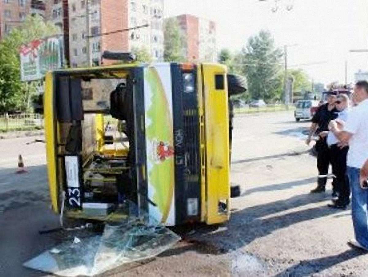 Садовий обіцяє серйозні санкції через несправний автобус